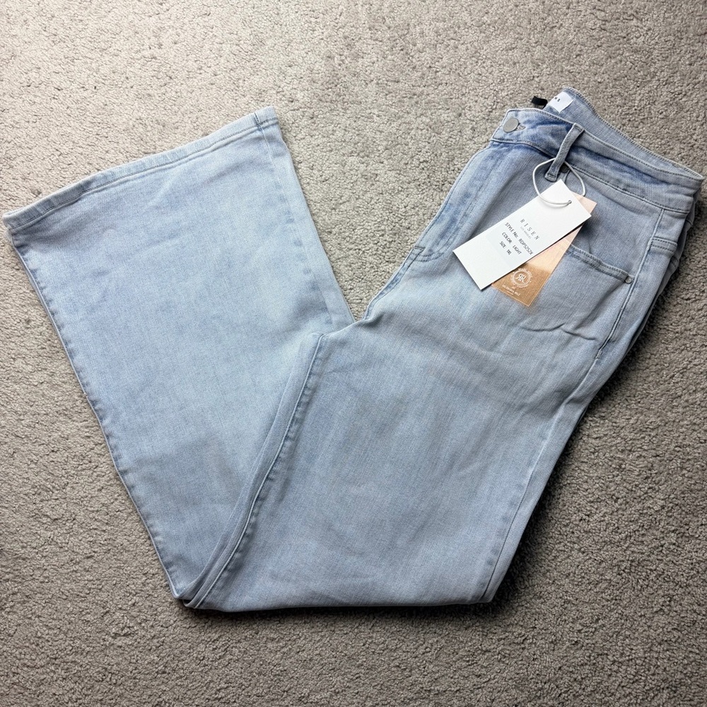 NWT Risen jeans size 1XL
